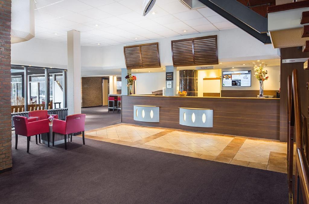 Postillion Hotel Arnhem Exterior foto